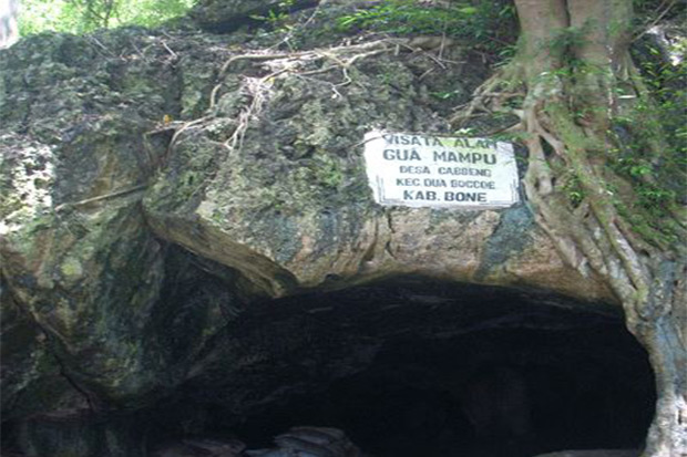 Goa Mampu Legenda yang Terkutuk