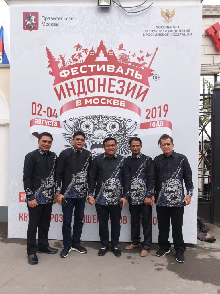 Kopi, Madu, dan Kunyit dari Bone Laris Manis di Moskow
