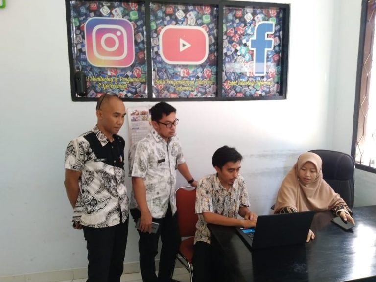 Pelatihan Admin Website Dinas Pariwisata di Kantor Dinas Kominfo Bone